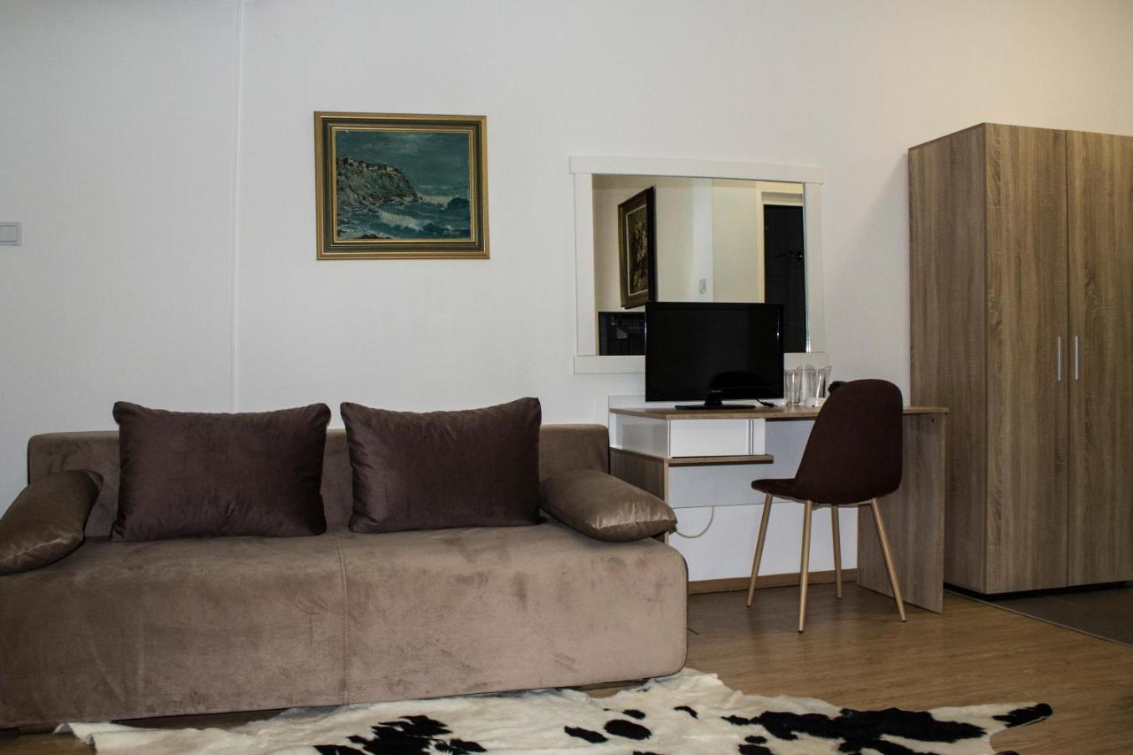 Hotel Noy Golden Sands Bagian luar foto